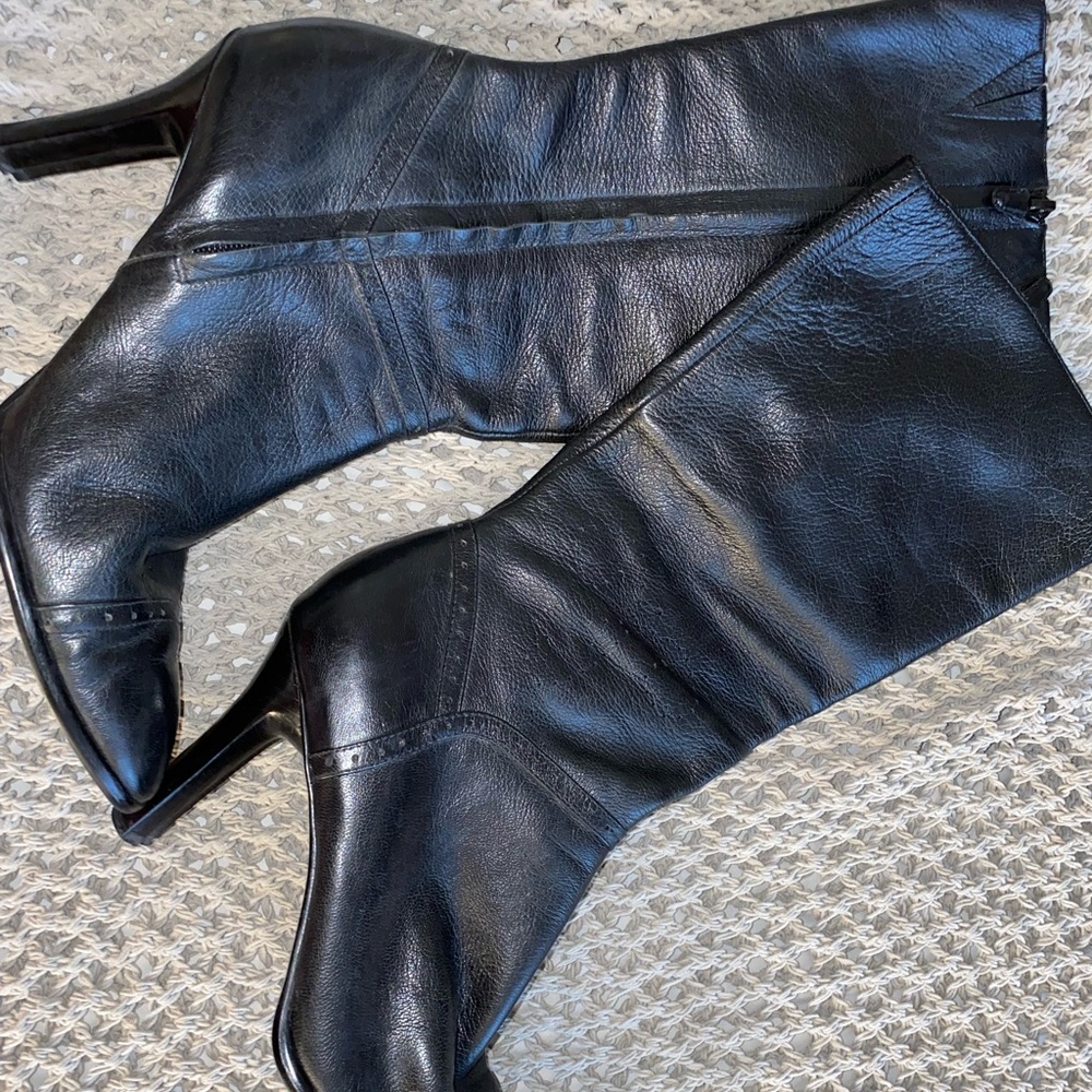 Black boots